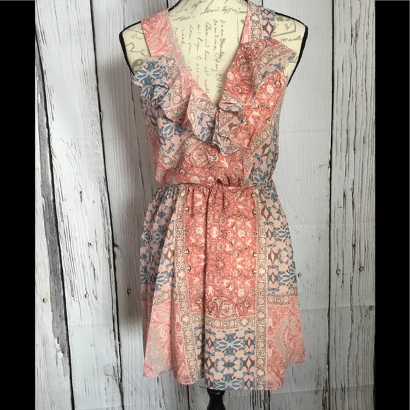 BCBGeneration Dresses & Skirts - BCBGeneration Ruffle Dress